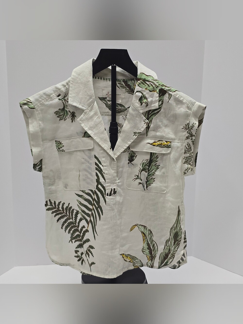 Maeve Anthropologie Linen Tropical Botanical Print Top XXS Short Sleeve V-Neck